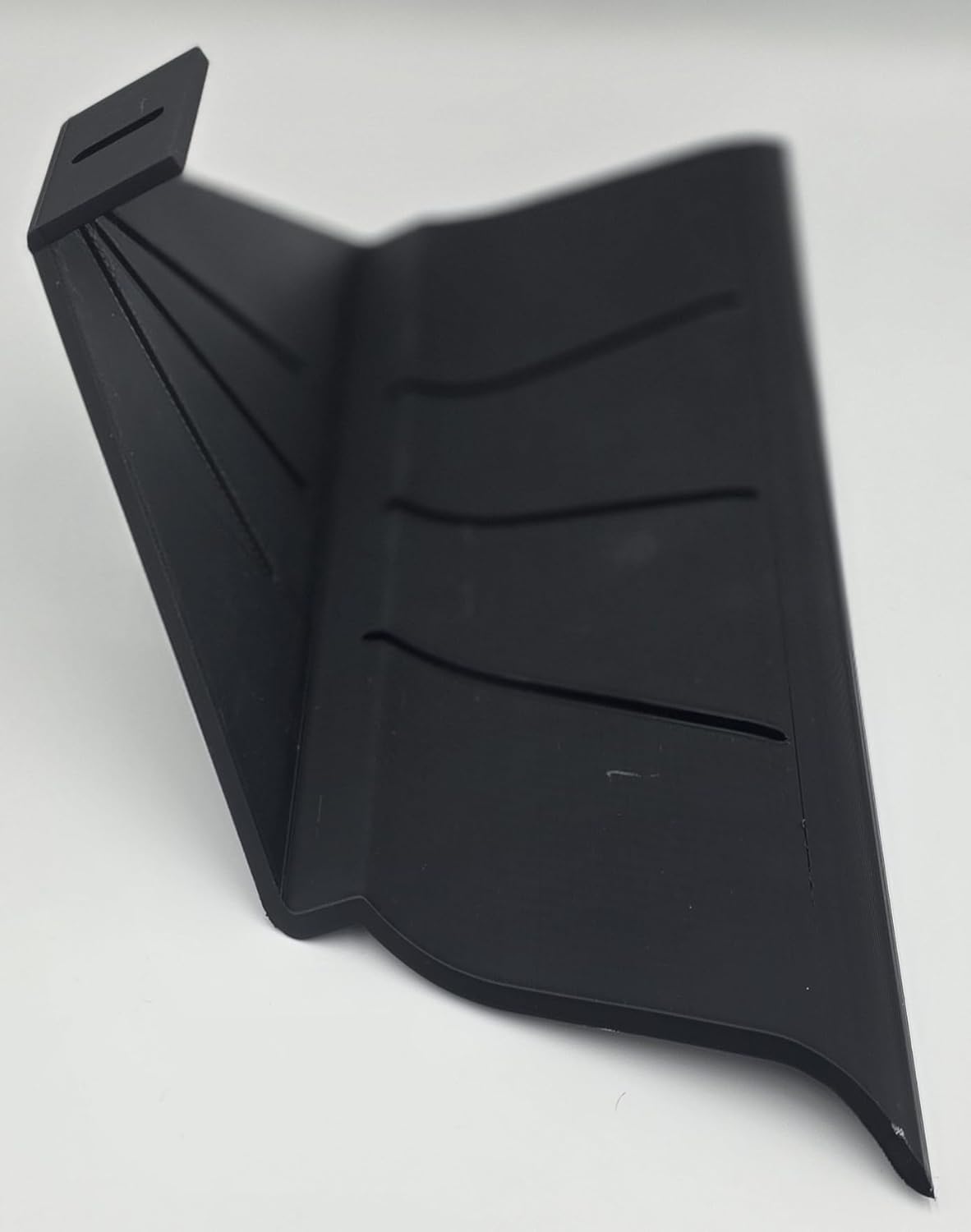 Getting the Slope Right: Gutter Alignment Tools, Wedge Shims, and the Drainage Math Behind a Perfect Install